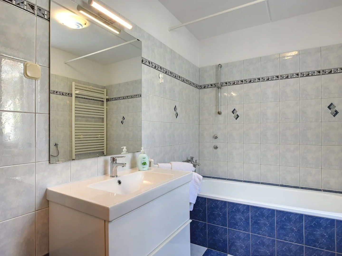 Villa in Medulin With Garden, Private Pool and Sauna Near the Center