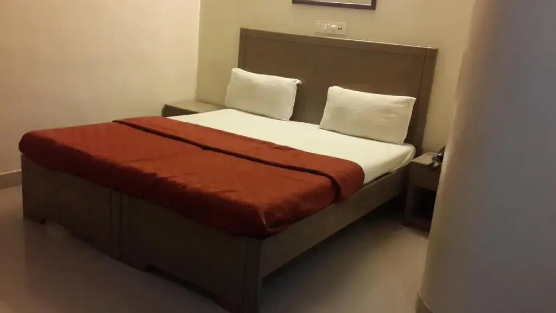Hotel Zenith Surat