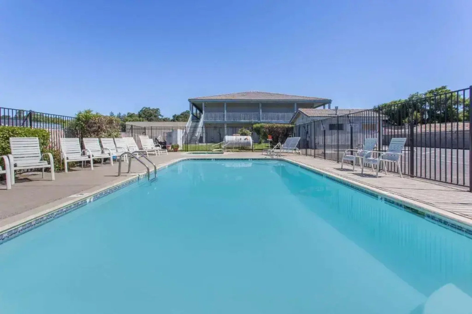 Travelodge Clearlake