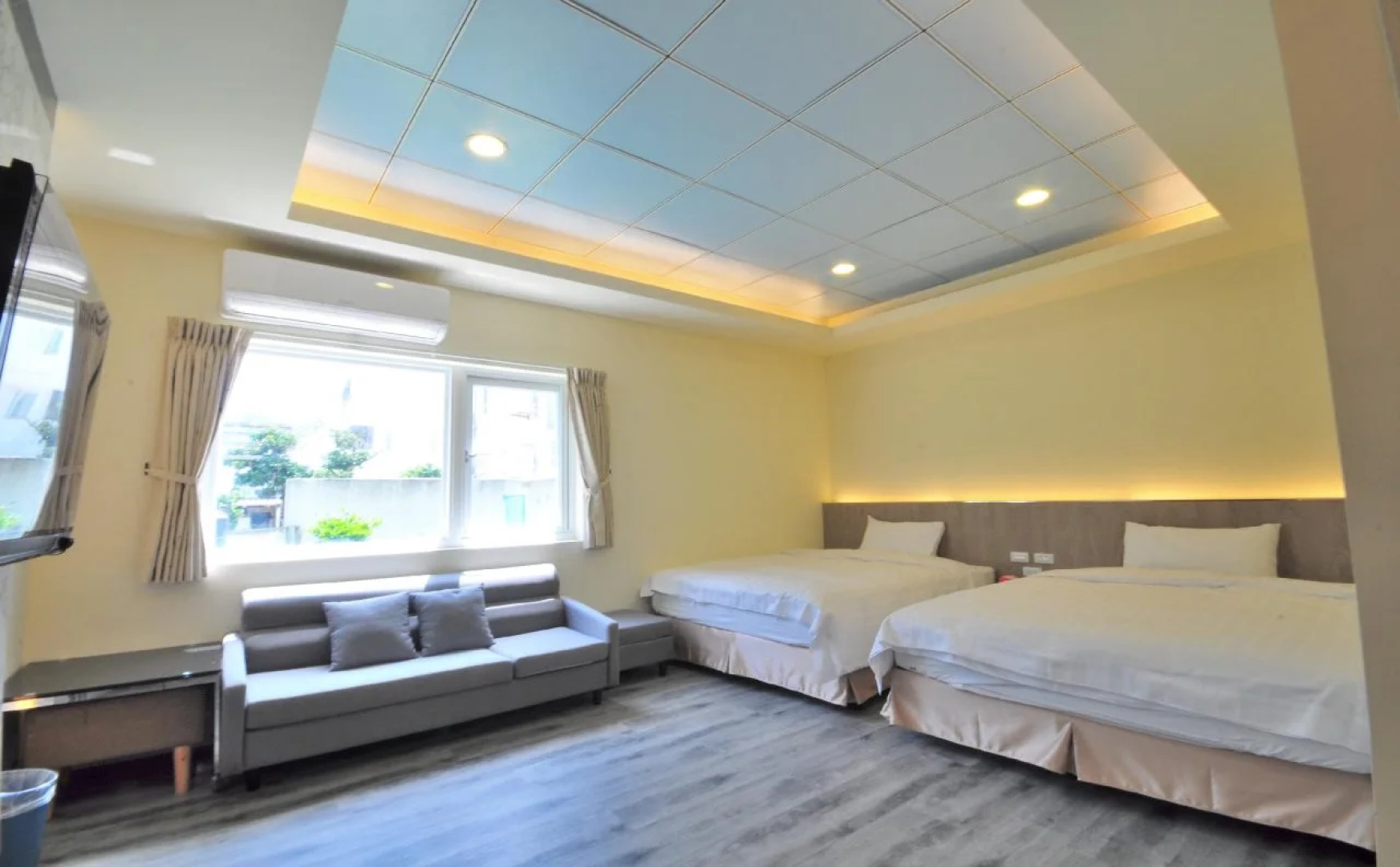 Luti Sea Shore Hotel