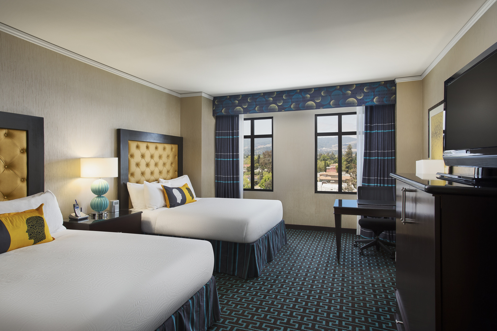 Juniper Hotel Cupertino, Curio Collection by Hilton