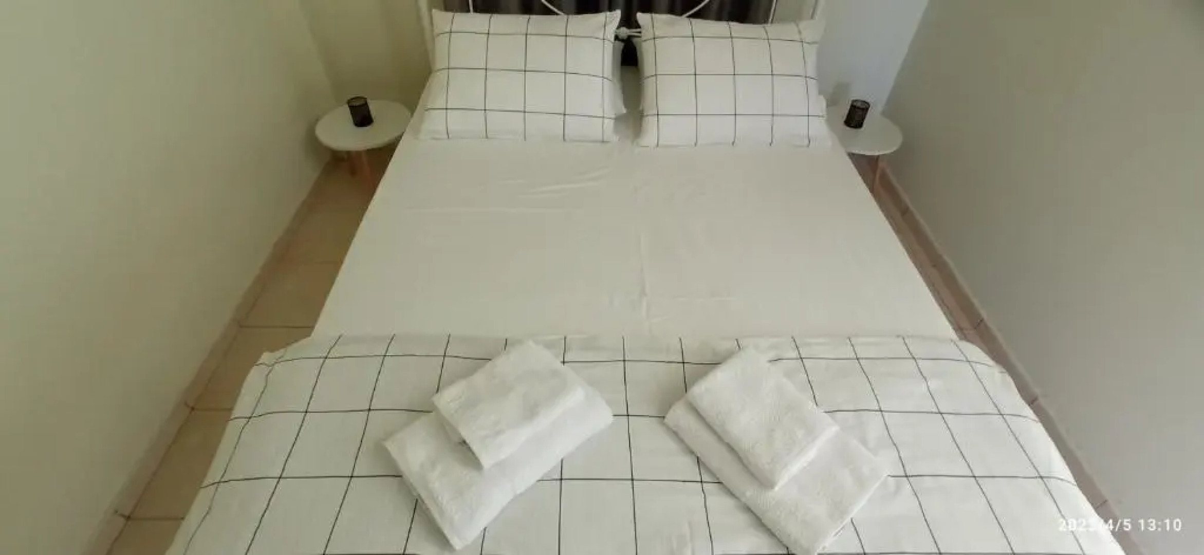 The Twins - Seaside Apartments - 1