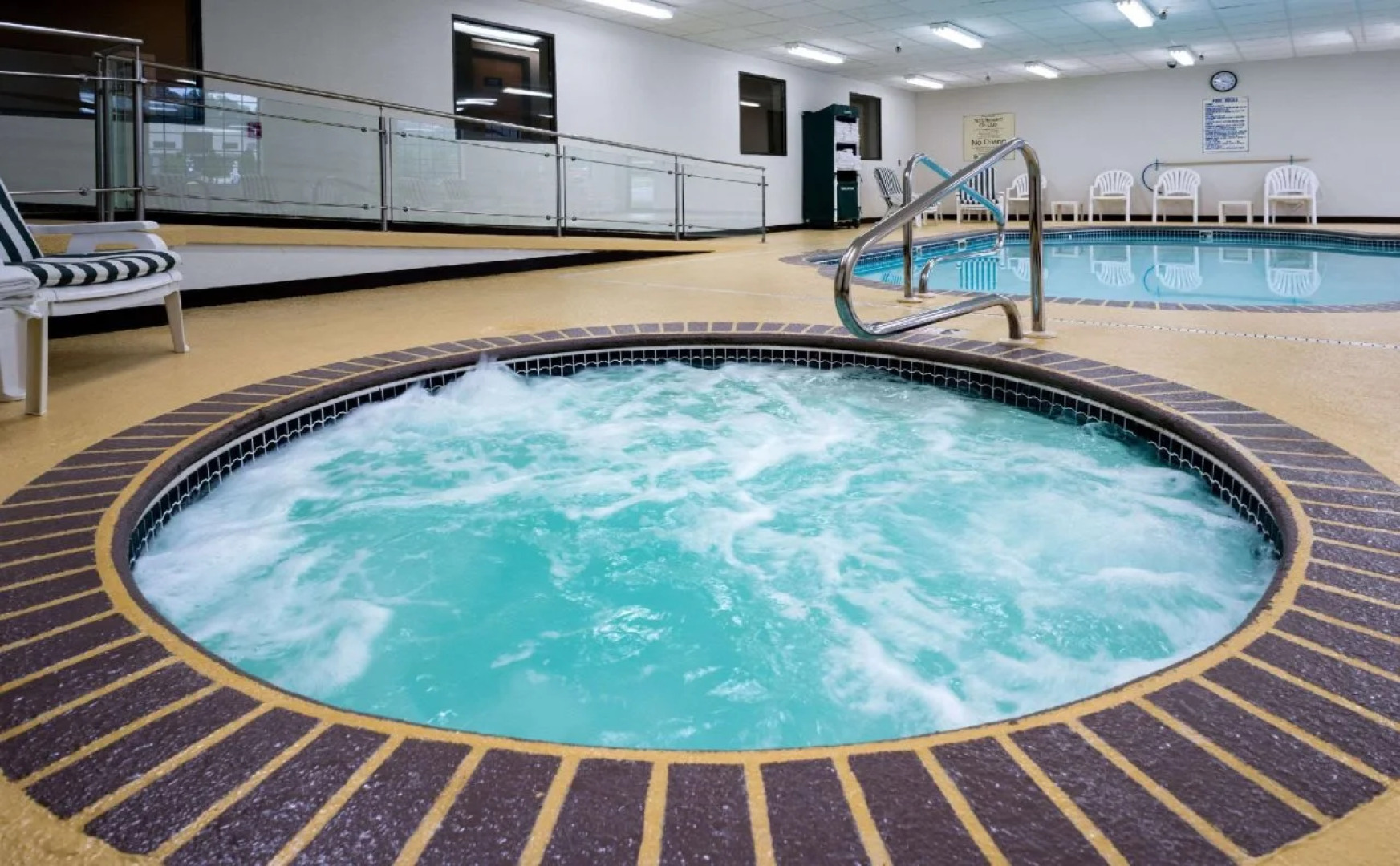 Sleep Inn & Suites Cross Lanes - South Charleston