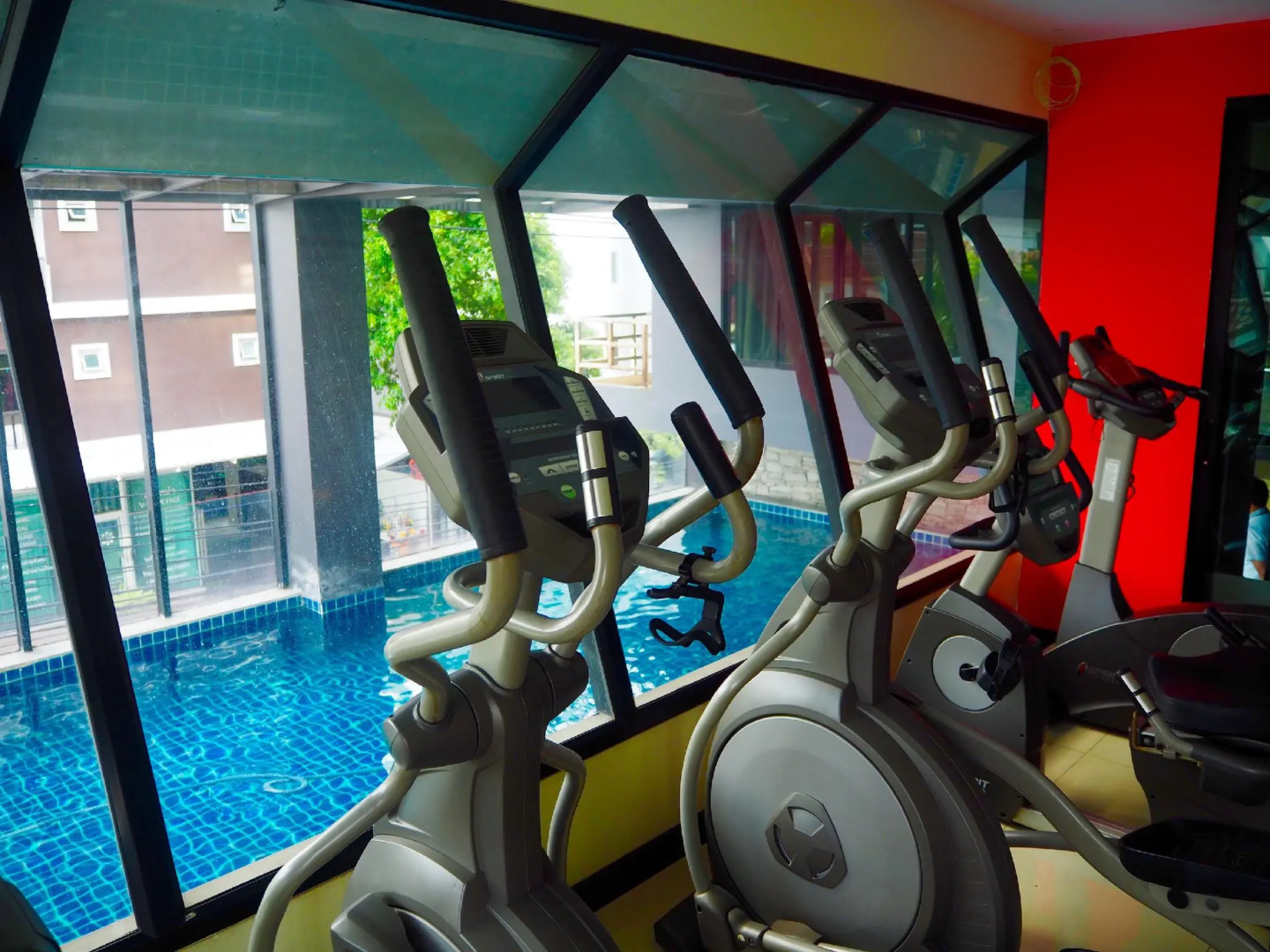 Max Pavillage Bangkok