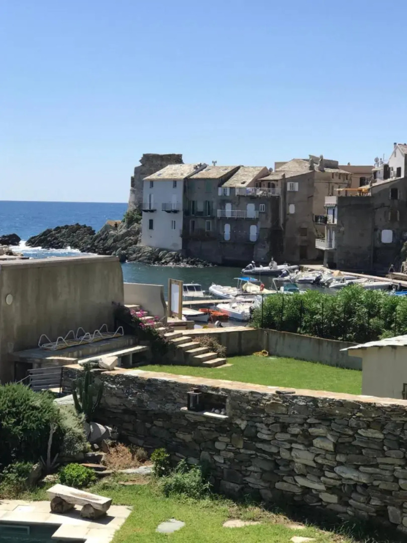 Studio pied dans l’eau CAP CORSE ERBALUNGA