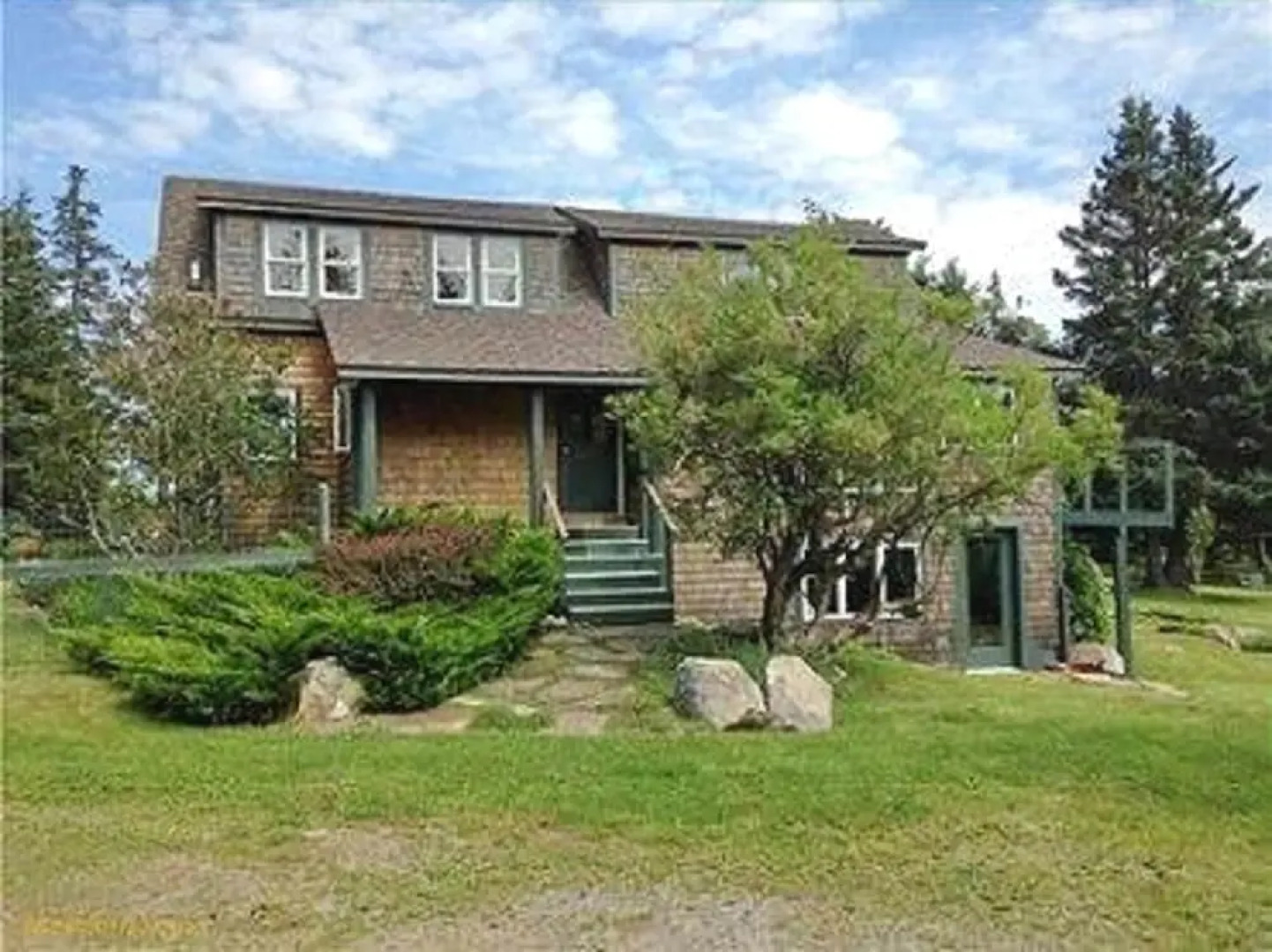 Frenchboro Point House - Four Bedroom Home