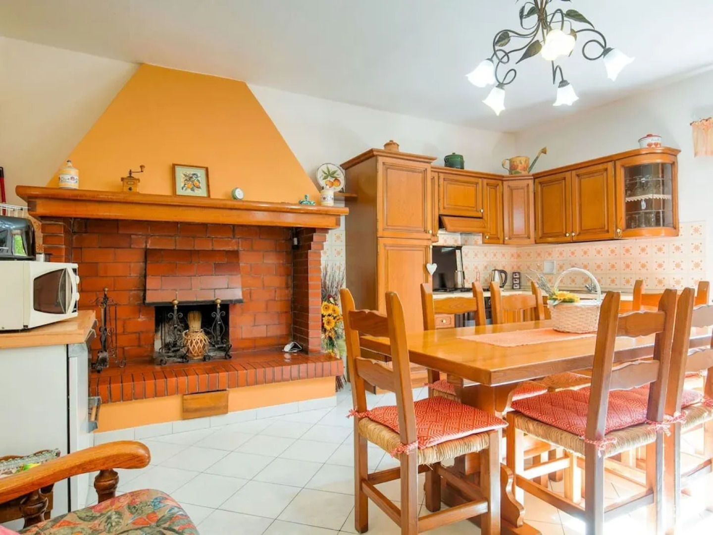 Tuscany Family Country Home