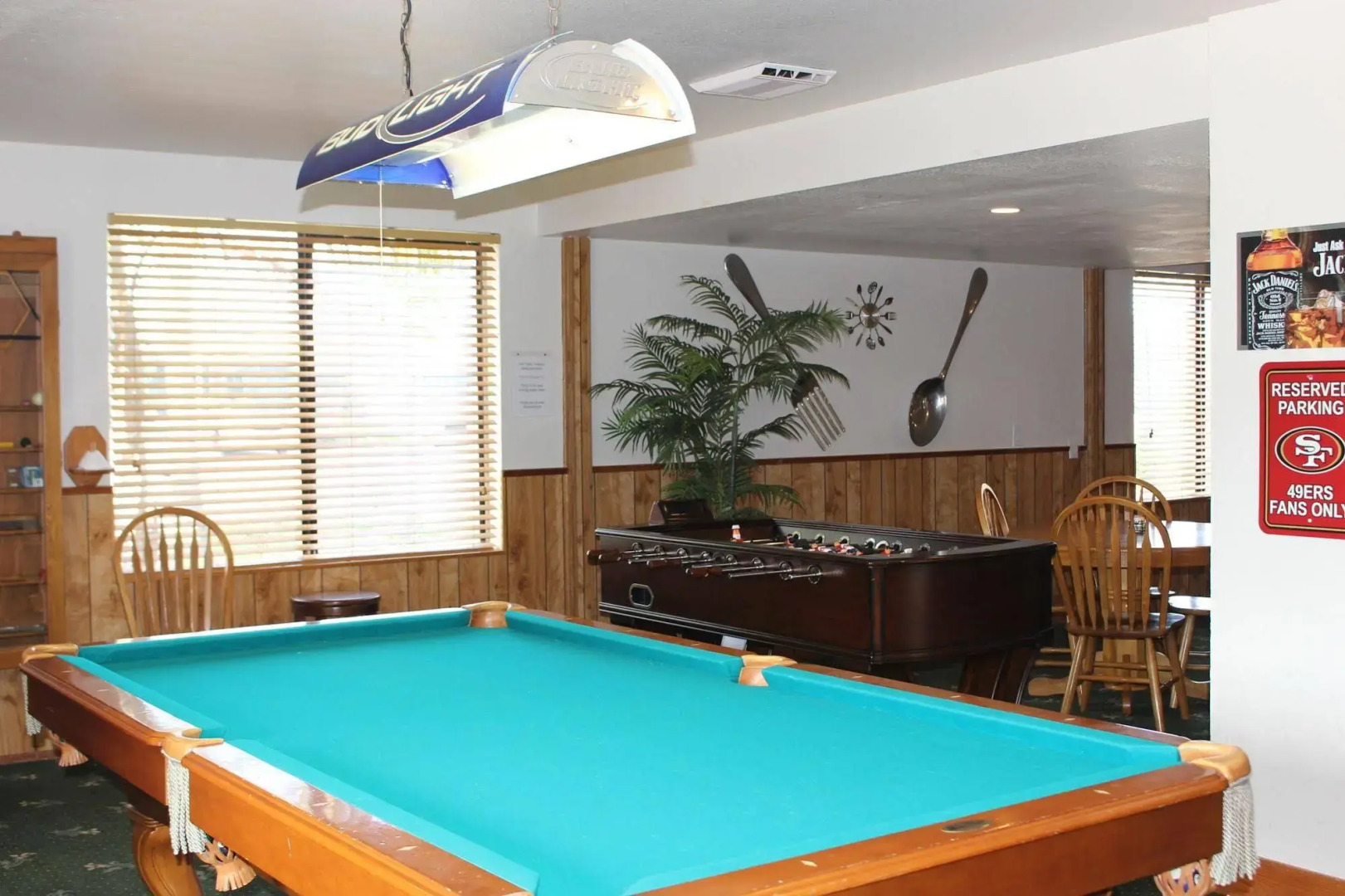 O'cairns Inn & Suites