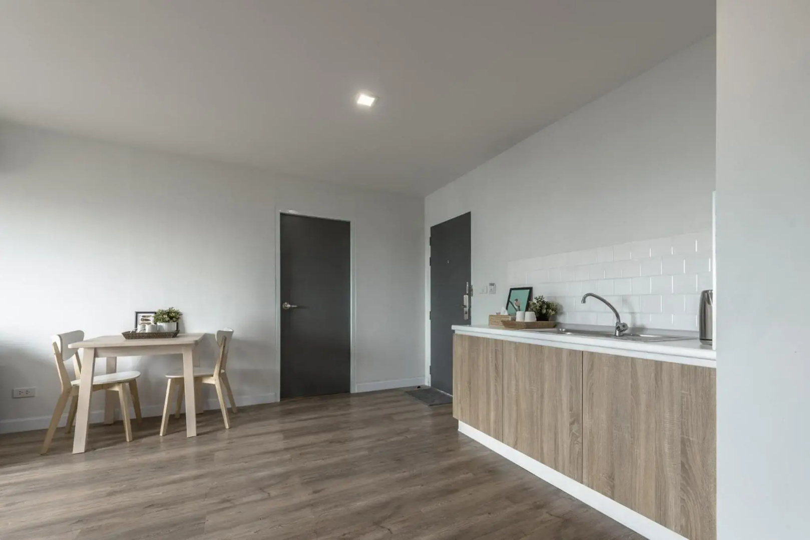 Carnation Residence