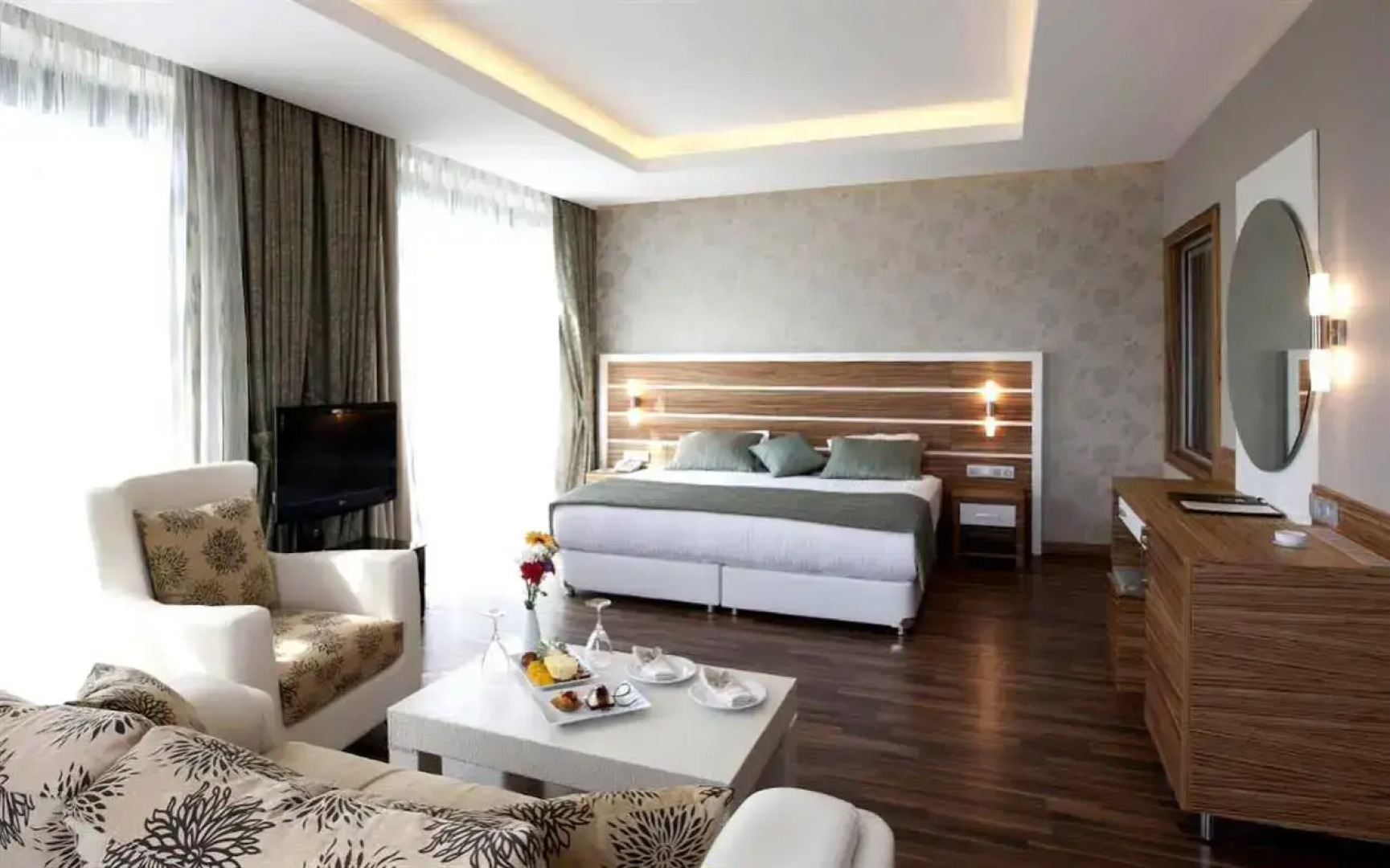 Fourway Hotel SPA & Restaurant