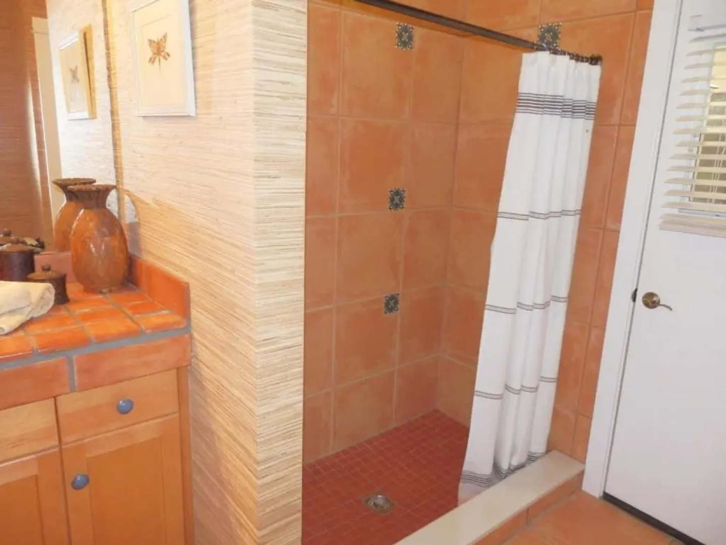 Privacy in Paradise - Private Villa with heated pool and spa - sleeps 6