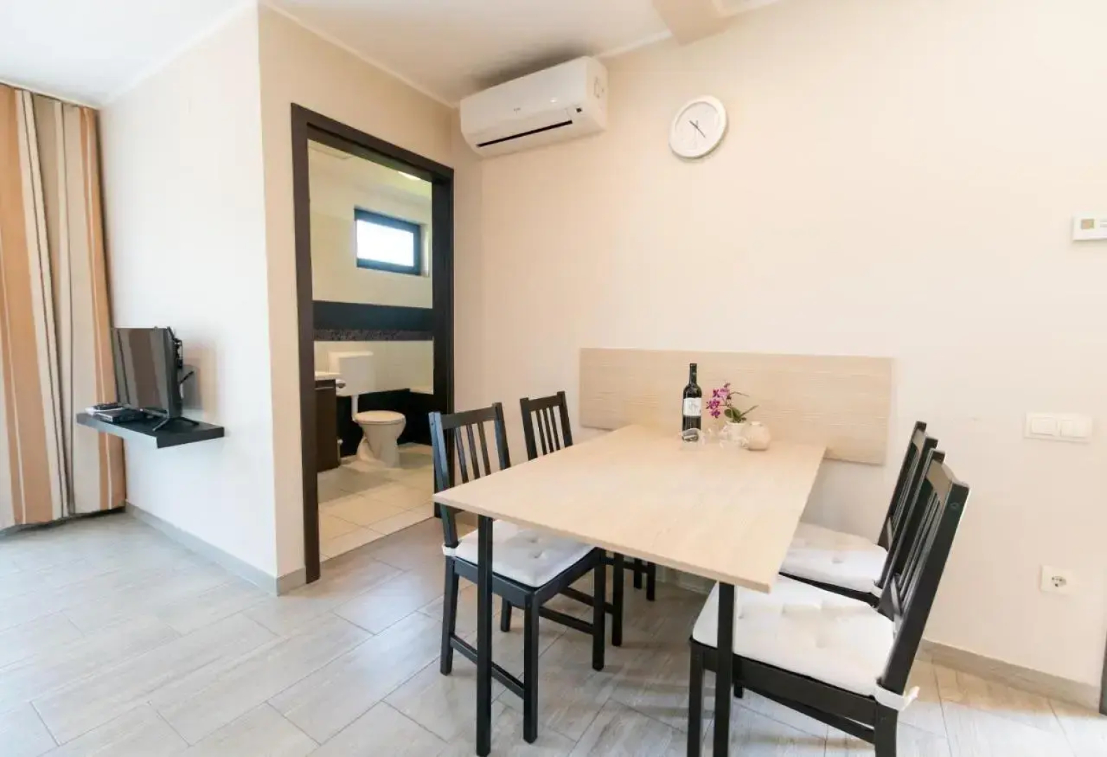 Dunazug Apartmanház