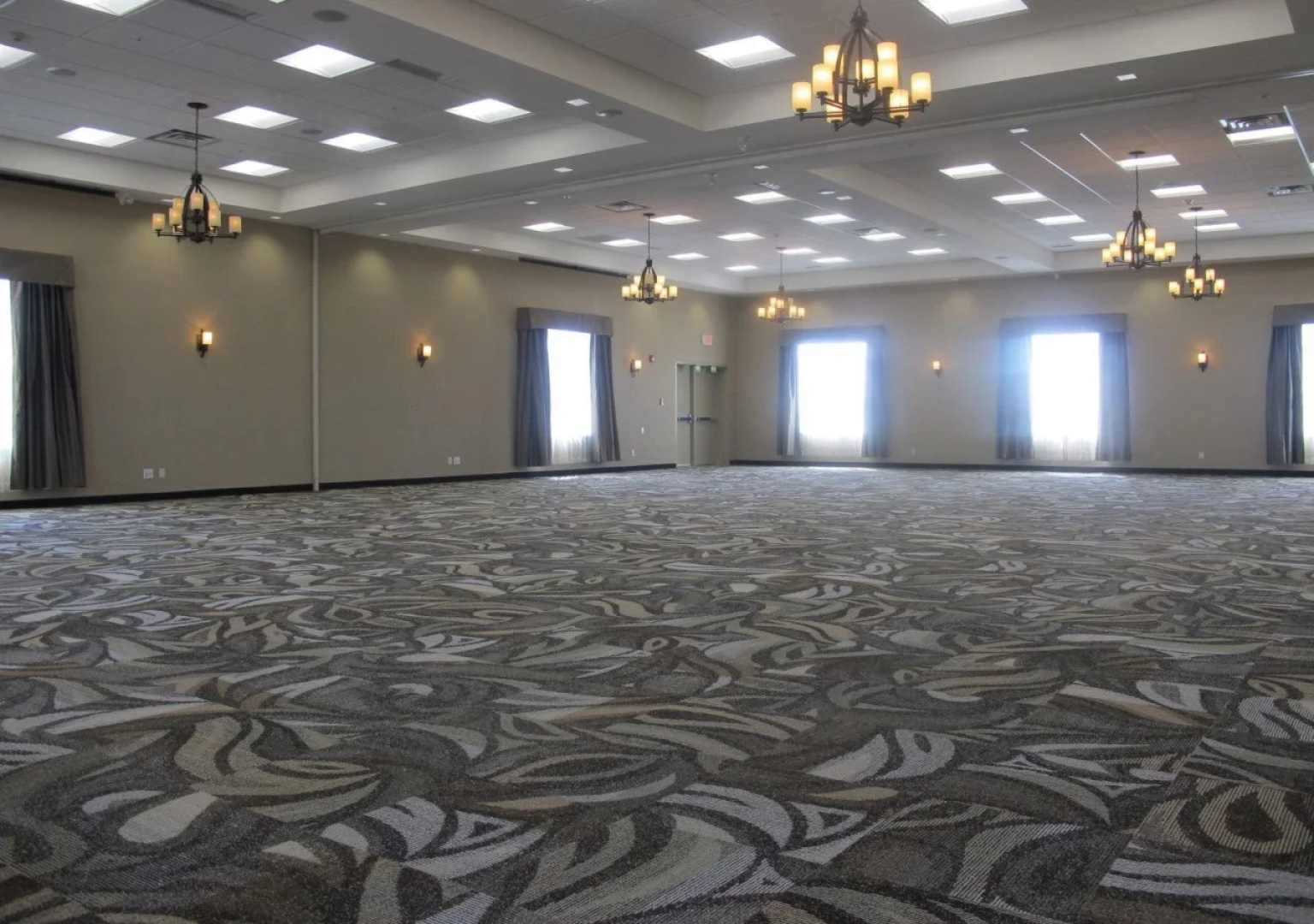 Best Western Plus Okotoks Inn & Suites