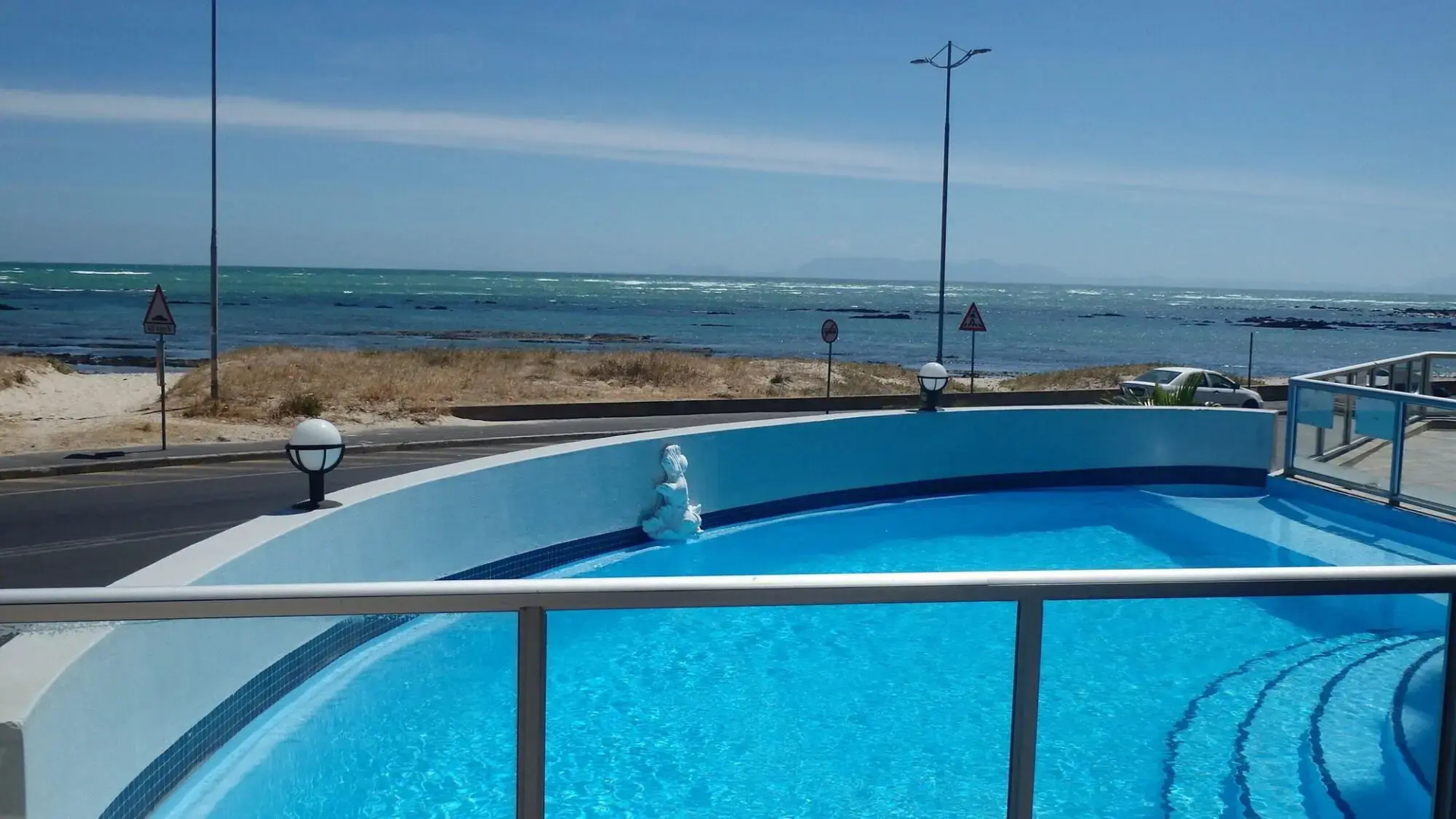 Ocean Breeze Hotel