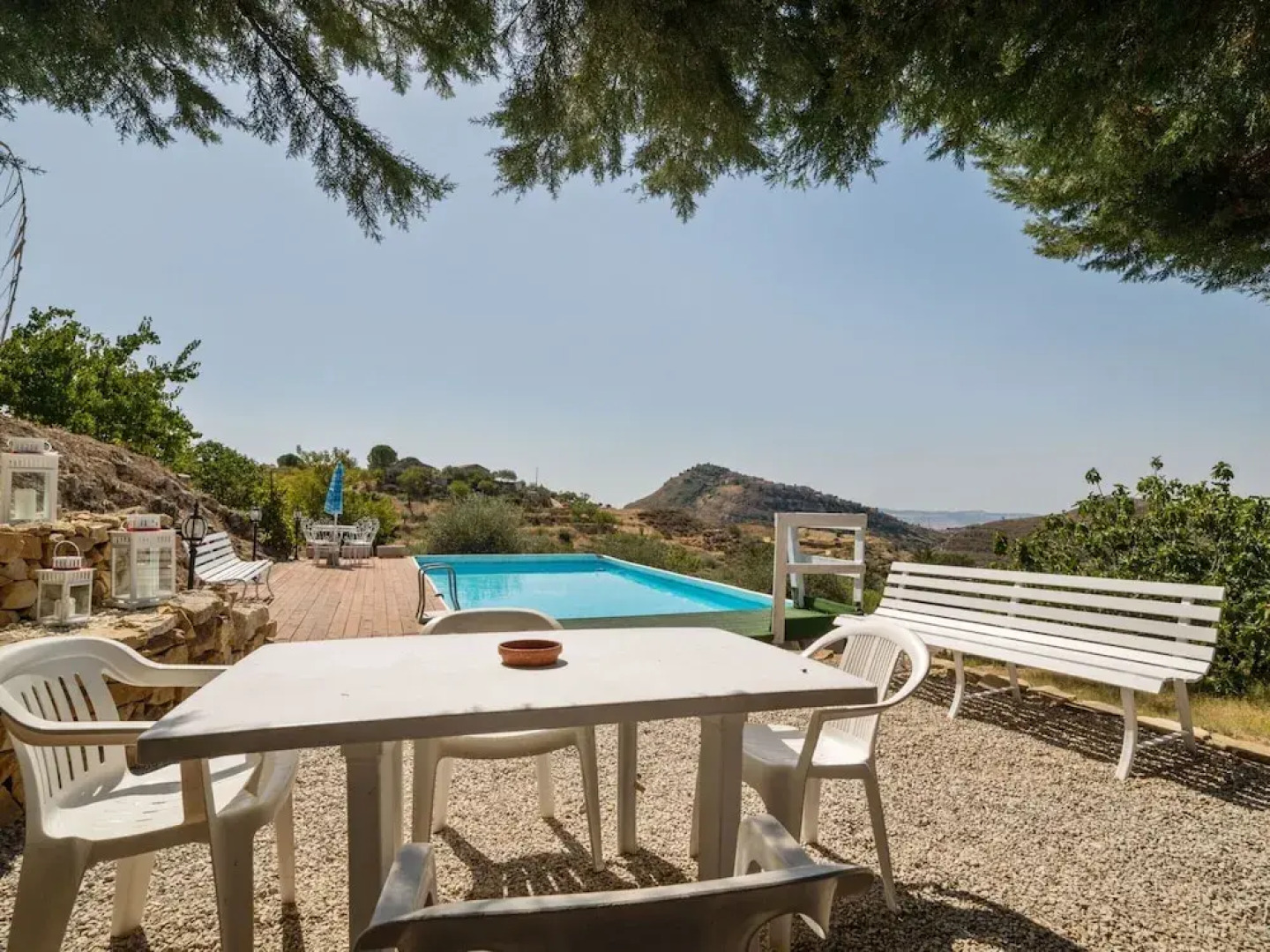 Villa in Nissoria With Private Pool