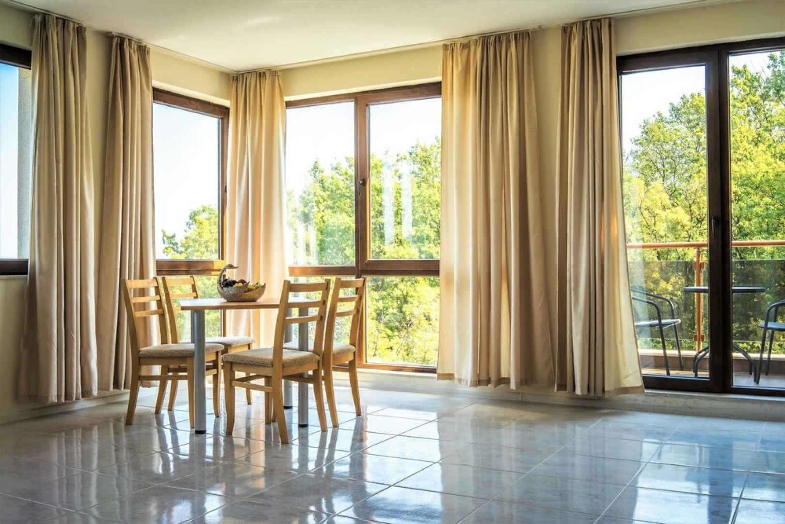 Moreto Seaside Aparthotel