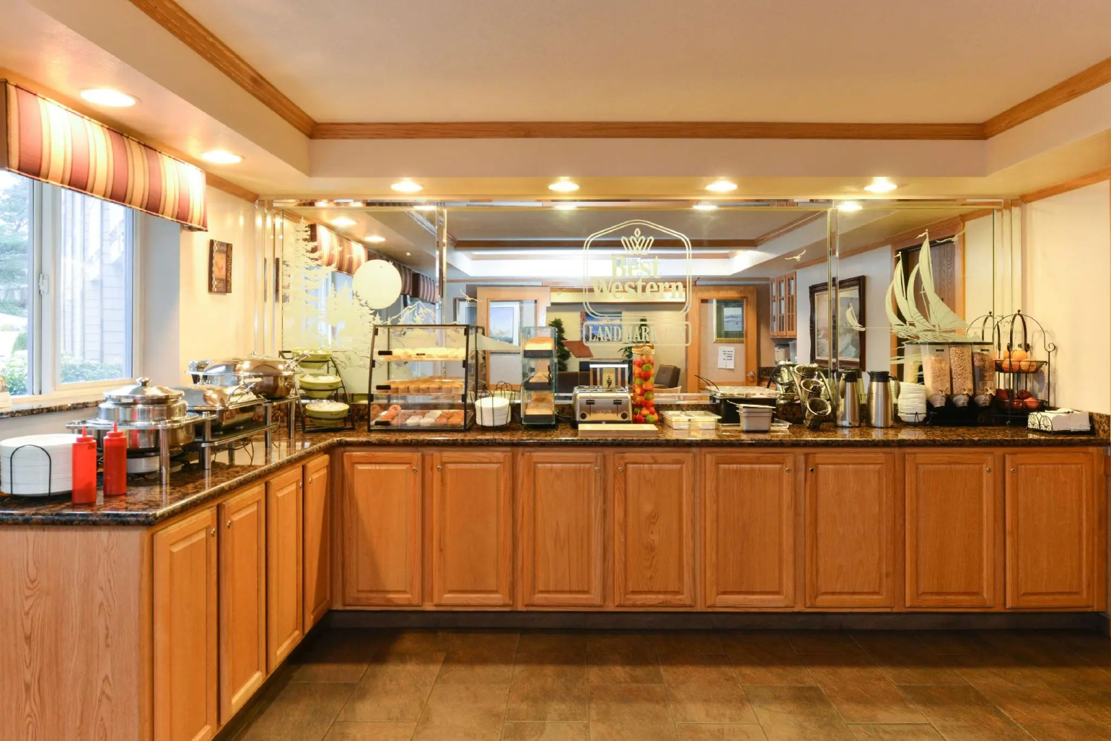 Best Western Plus Landmark Inn