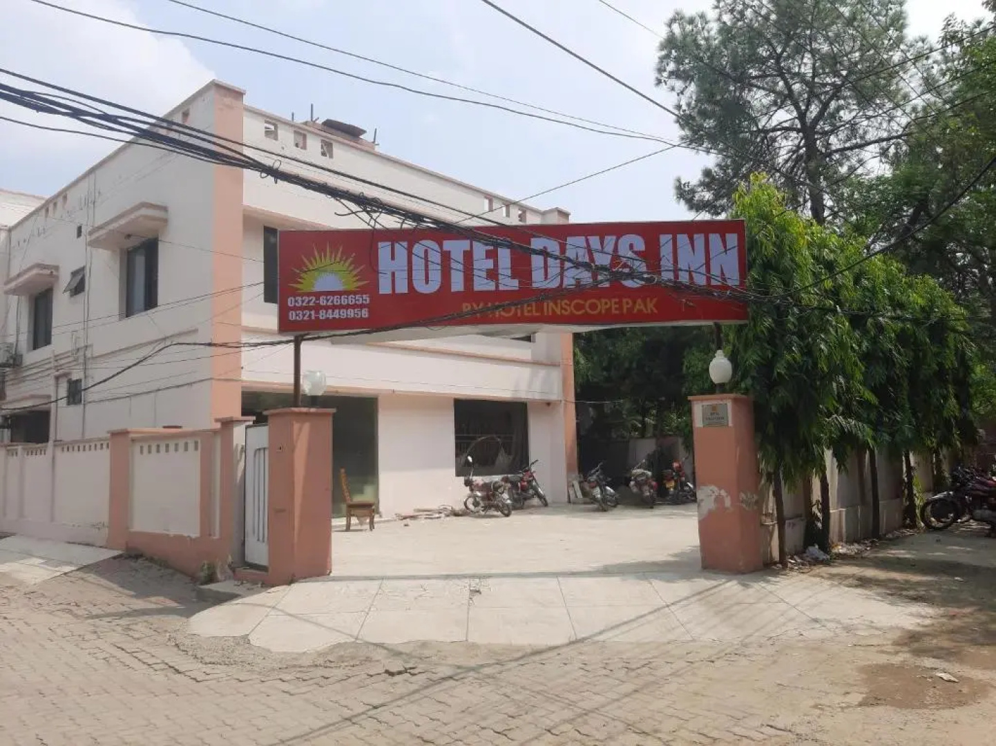 Hotel Days Inn Gulberg