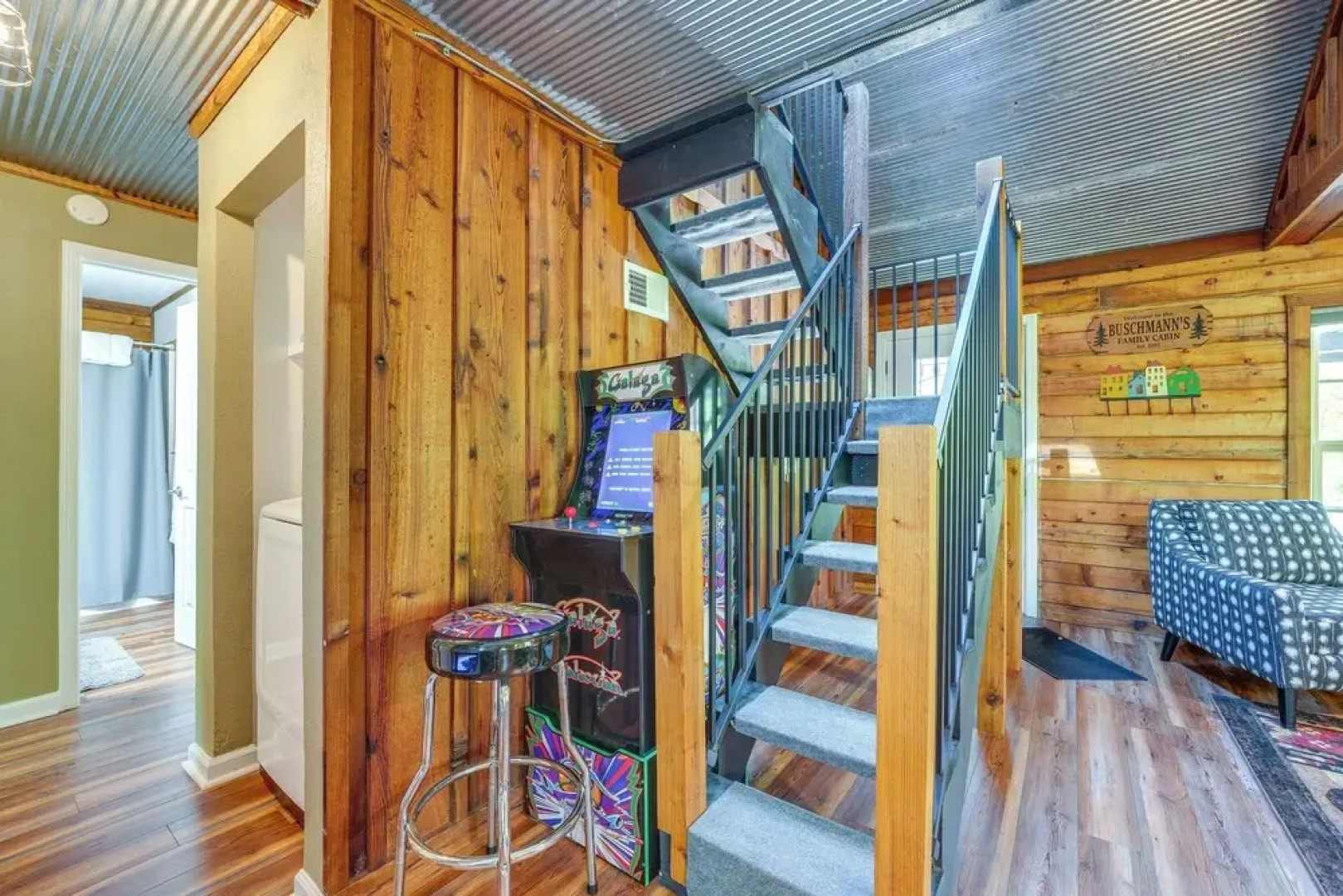 Secluded Table Rock Lake/branson Cabin w/ Hot Tub!