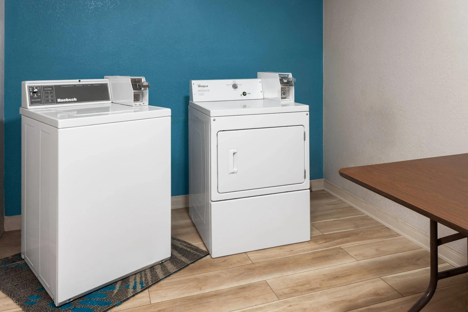 Days Inn by Wyndham Eagle River