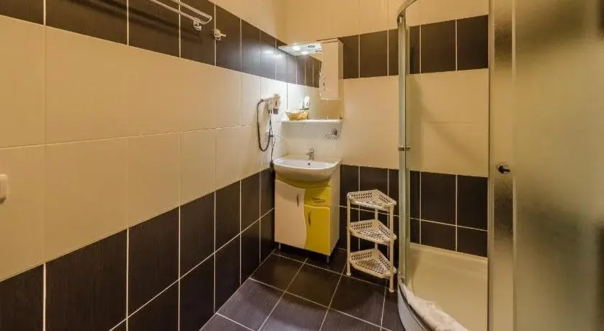 ZimaSnow Ski & Spa Club