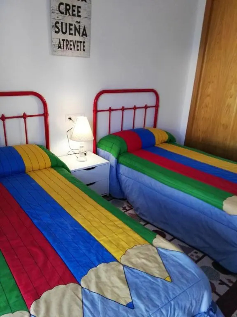 Velez Nazari Cambriles