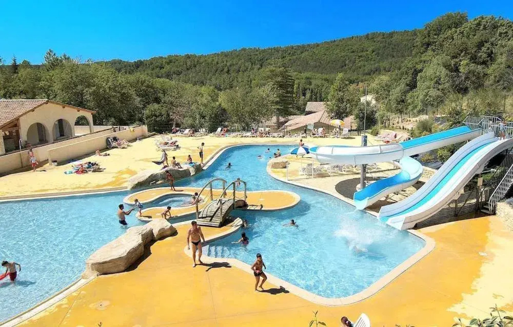 Les Hauts De Salavas