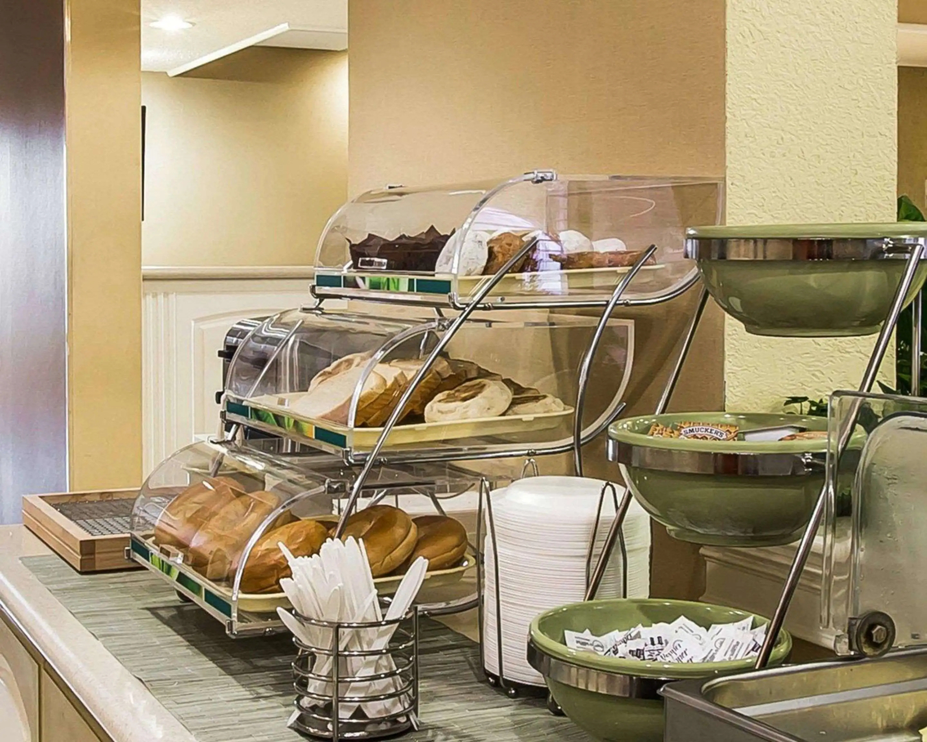 Quality Inn At the Mall - Valdosta