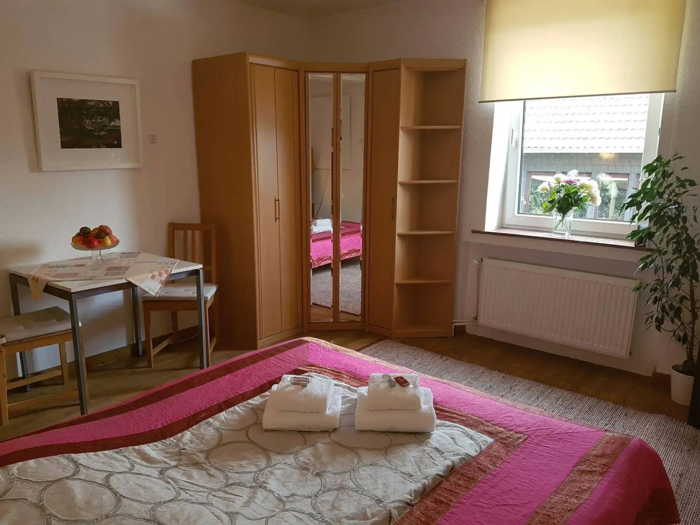 RheinRiver Guesthouse - Direkt am Rhein