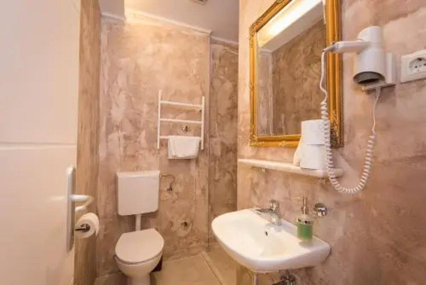 Boutique Hostel Livia