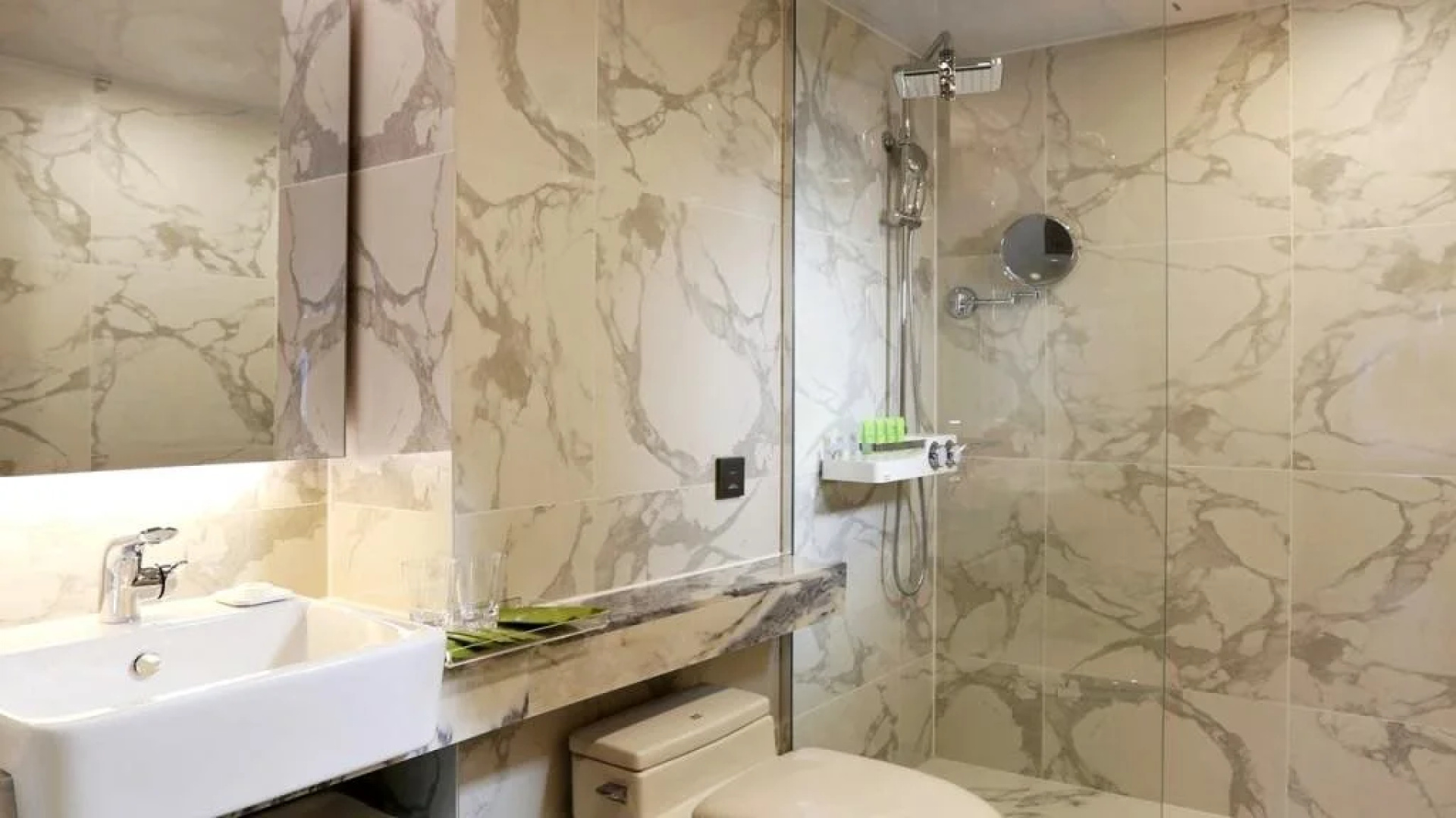 Seogwipo JS Hotel