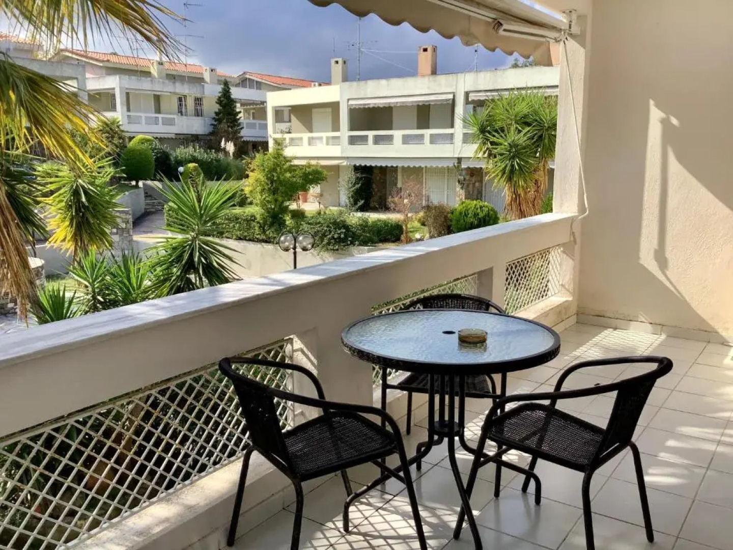 ELENA house near the beach