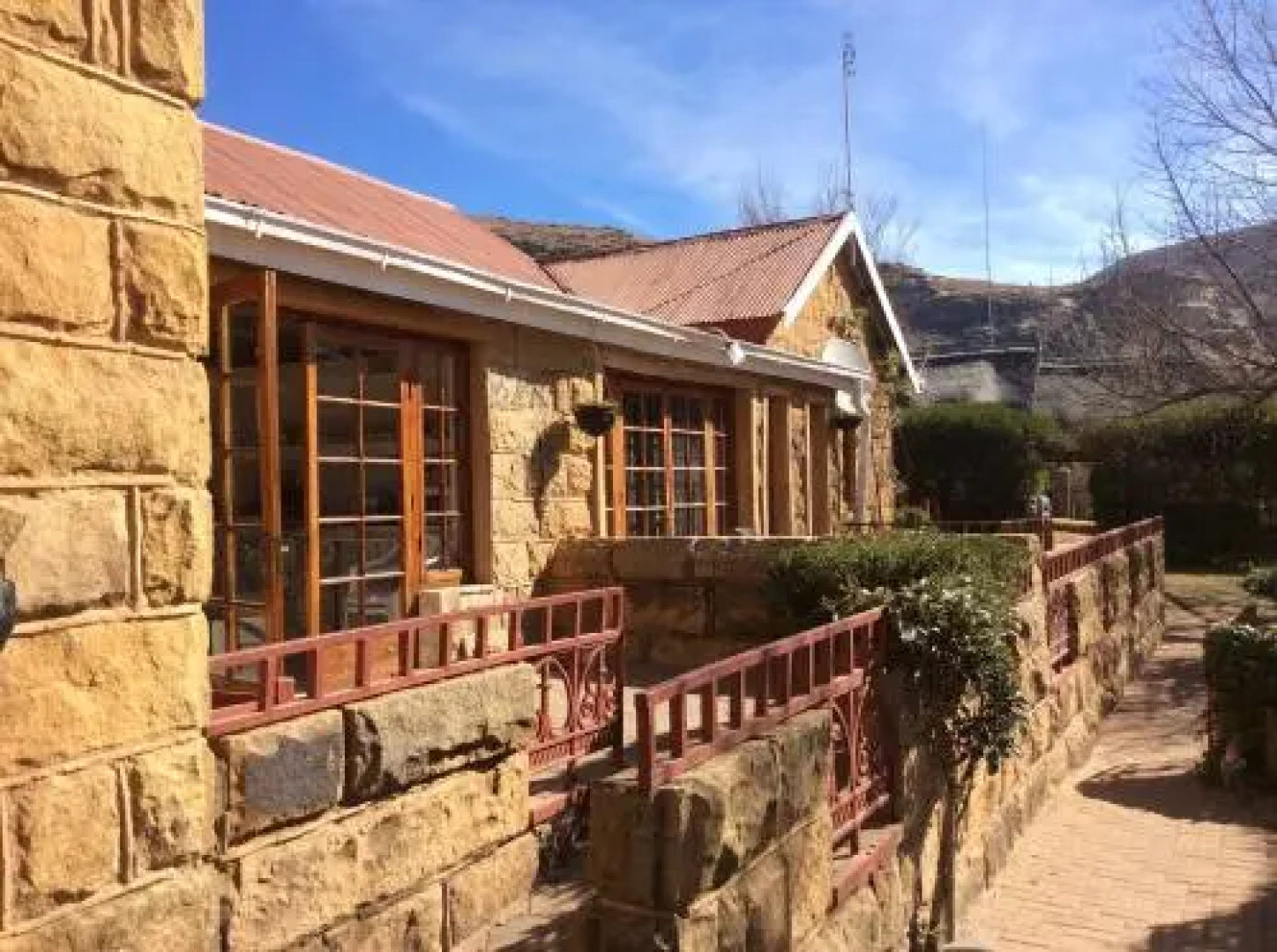 Lake Clarens Guest House