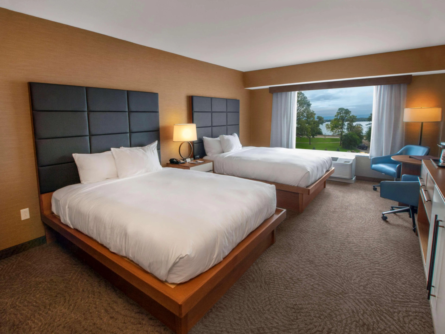 DoubleTree by Hilton Hotel Niagara Falls New York