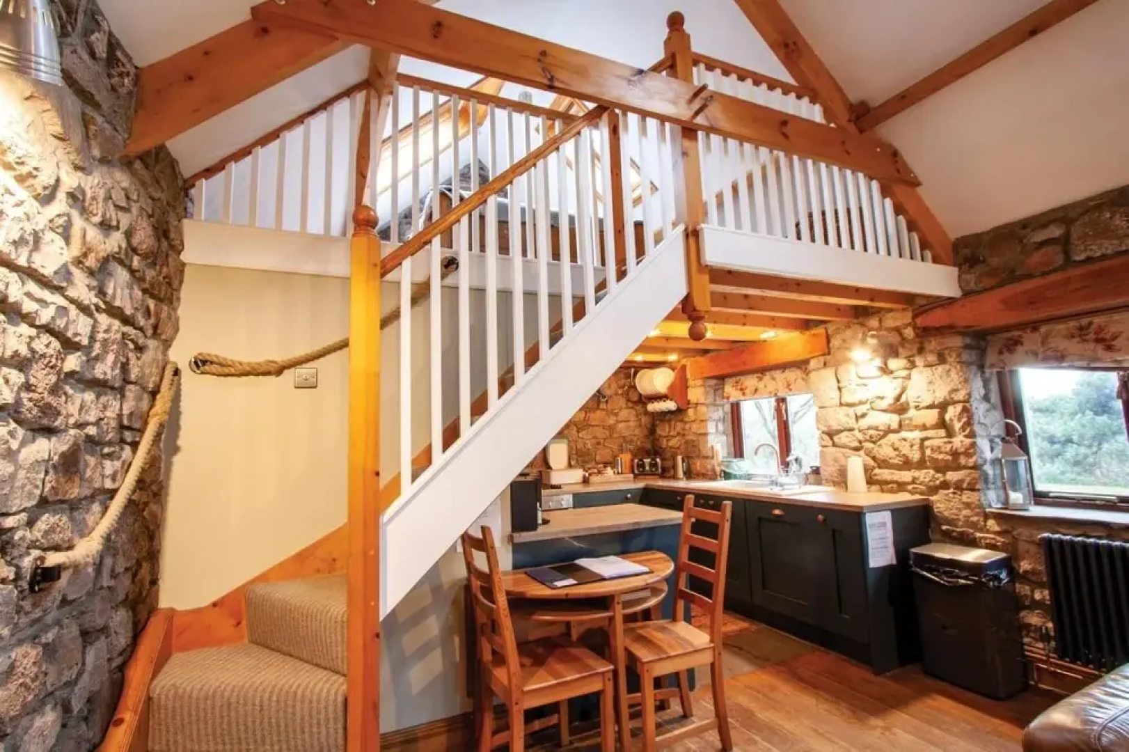 Hill End Barn - 1 Bed Barn Conversion - Llangennith