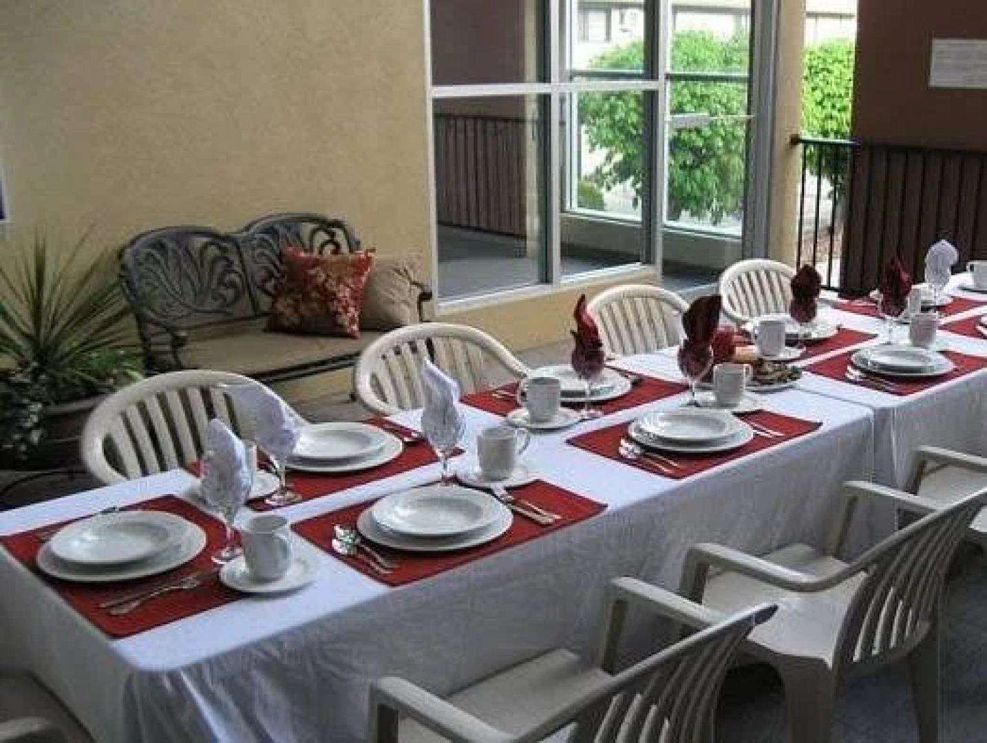 Desert Surfside Waterfront Accommodations