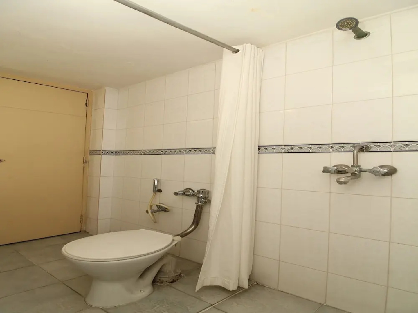 Capital O 1780 Hotel Belsons Taj Mahal