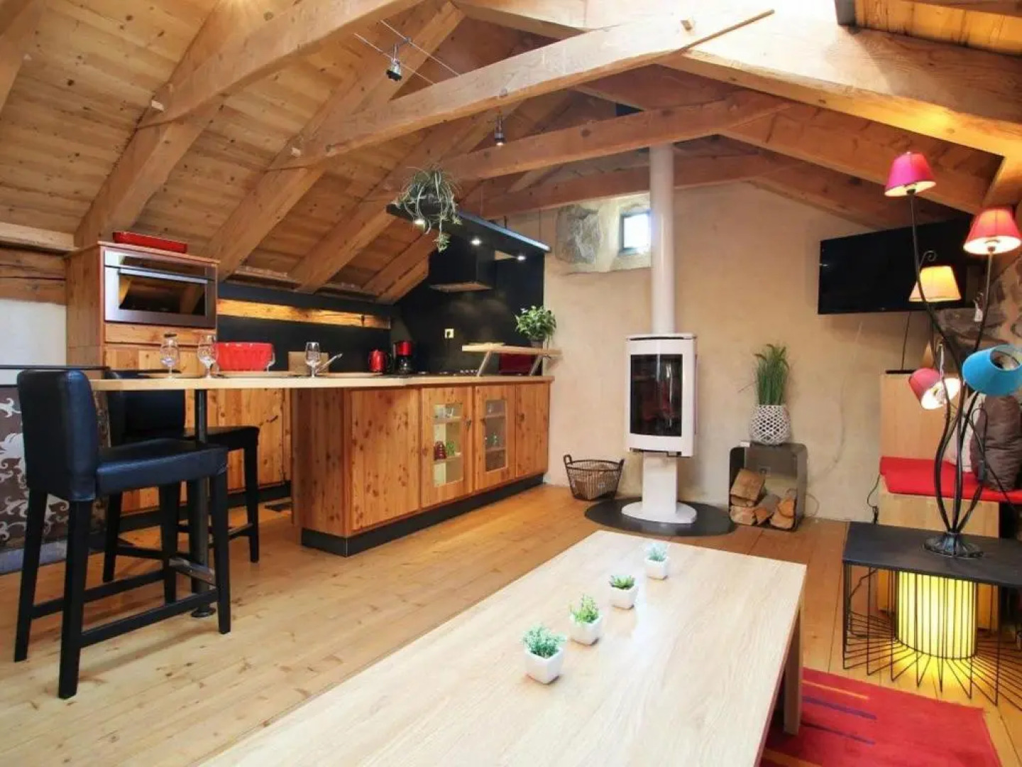 Gîte Saint-Julien-Chapteuil, 2 pièces, 2 personnes - FR-1-582-29