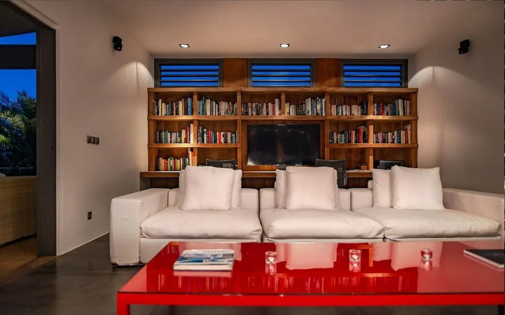 Poema Villas Apartments Rentals