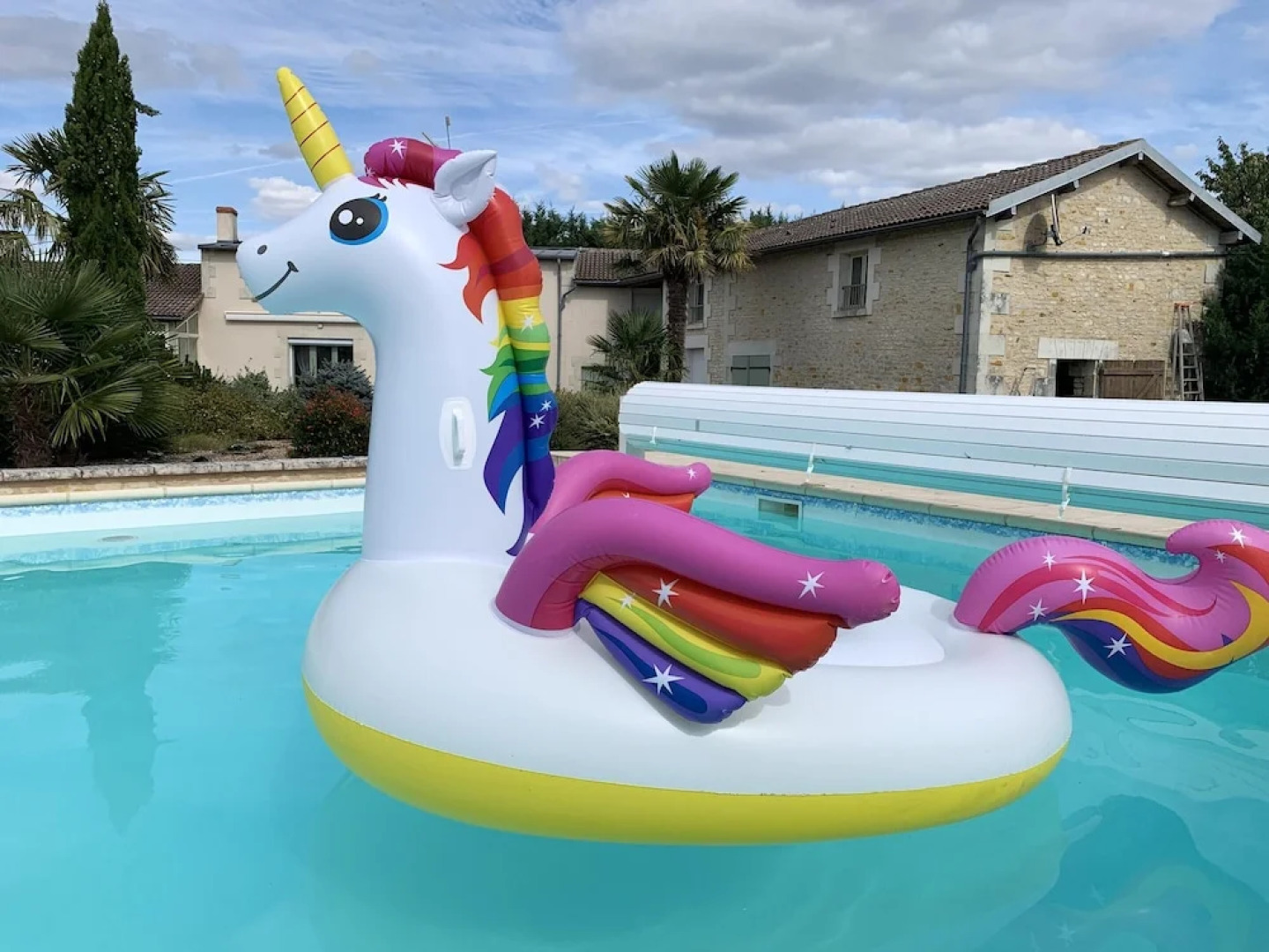 Villa With 5 Bedrooms in Saint-jean-de-sauves, With Private Pool, Enclosed Garden and Wifi