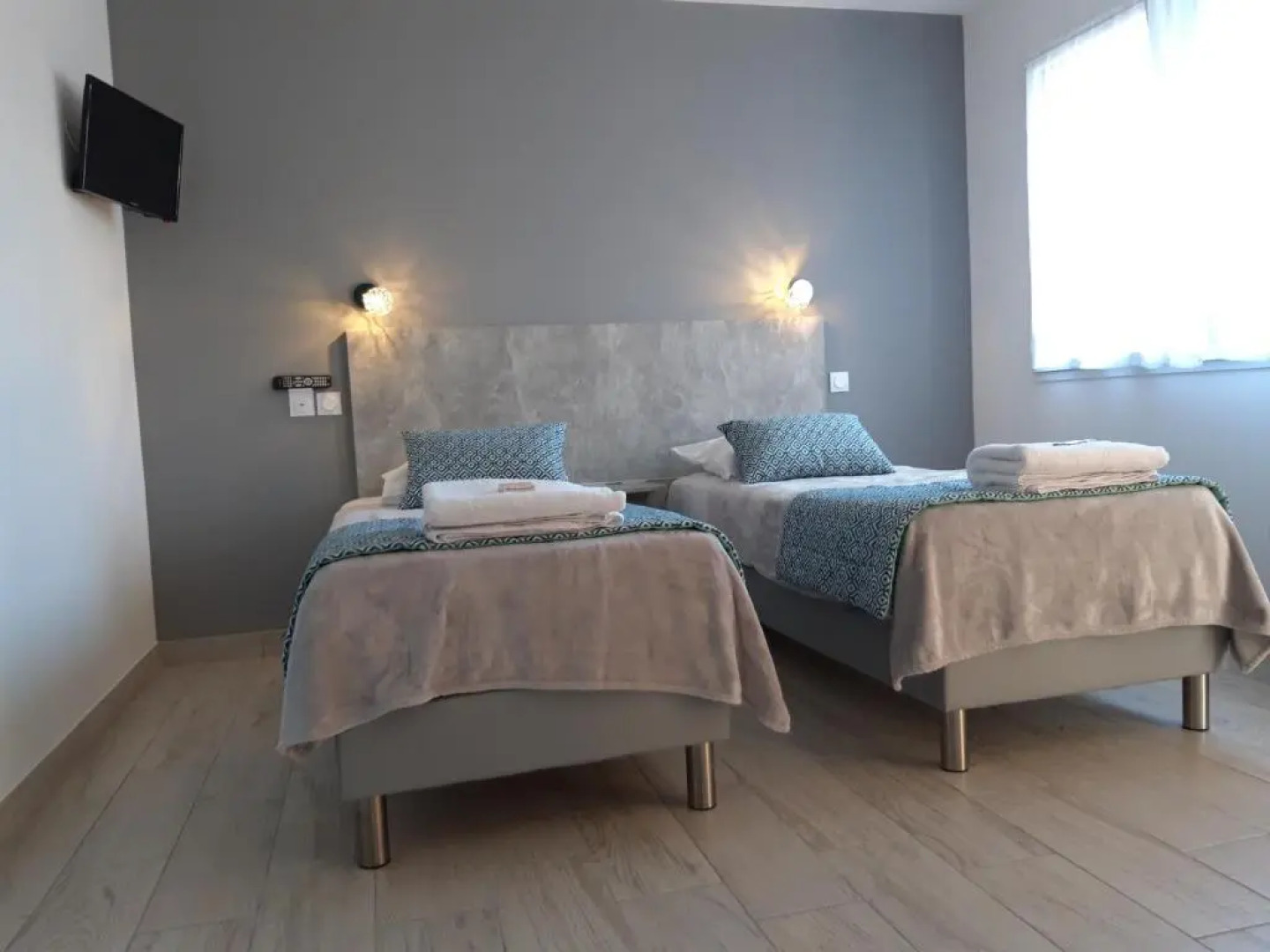 Chez les J-FOLAIS - 3 kms Puy duFou - Les Epesses