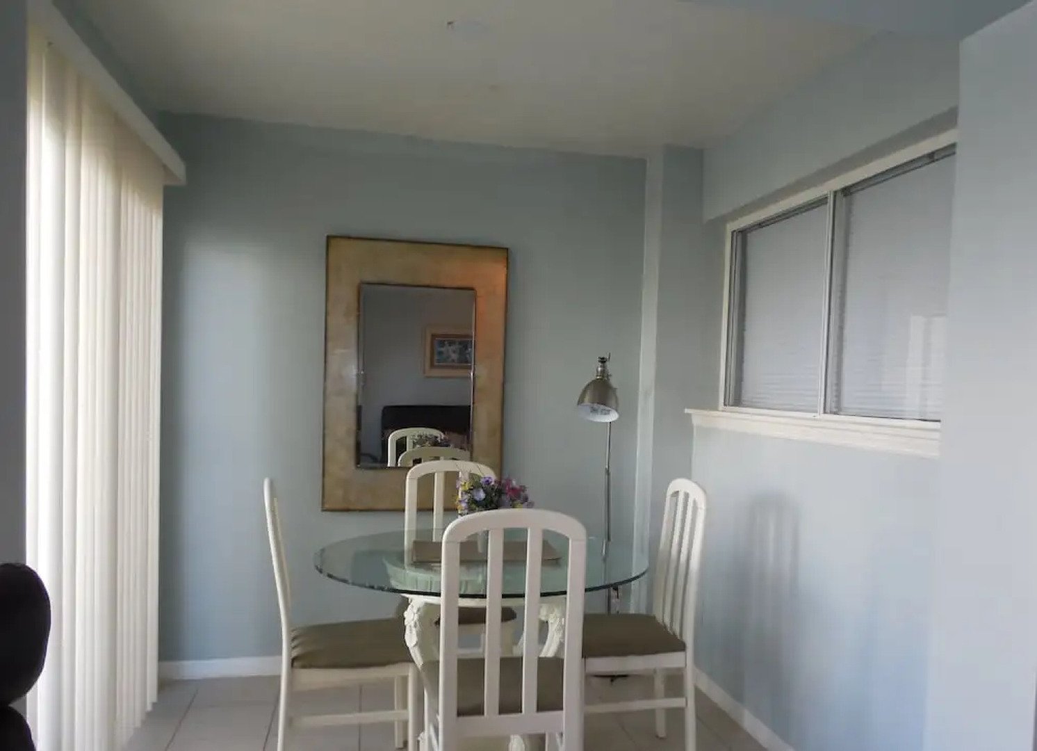 Royal Mansions Resort