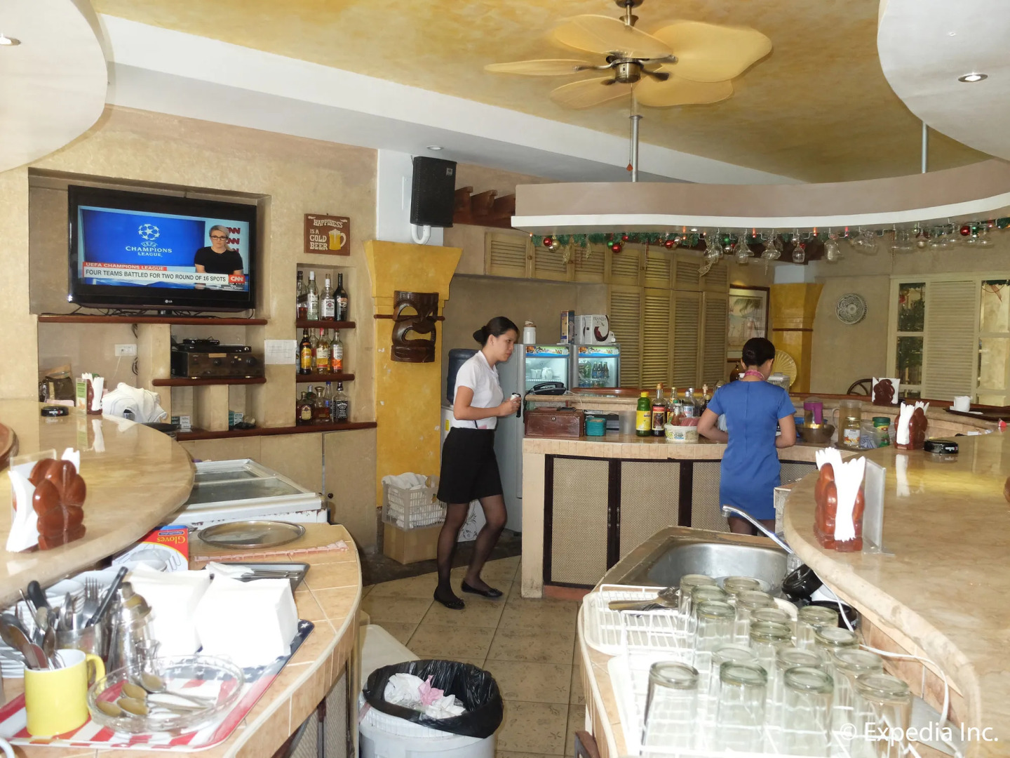 Pacific Breeze Hotel and Resort