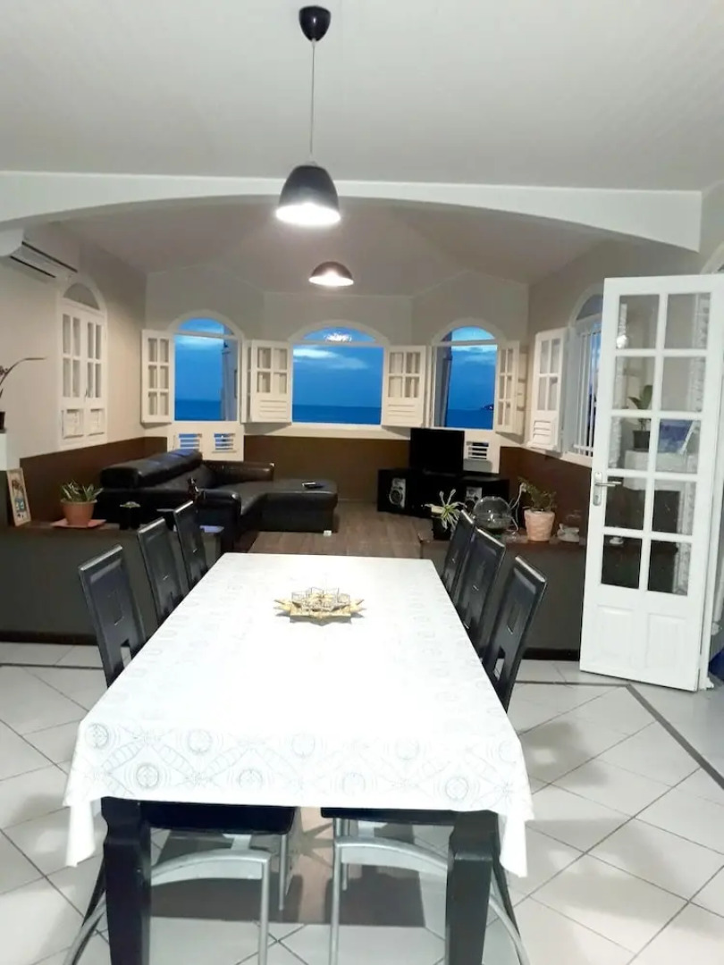 House with 2 Bedrooms in Le Carbet, with Wonderful Sea View, Furnished Garden And Wifi - 500 M From the Beach