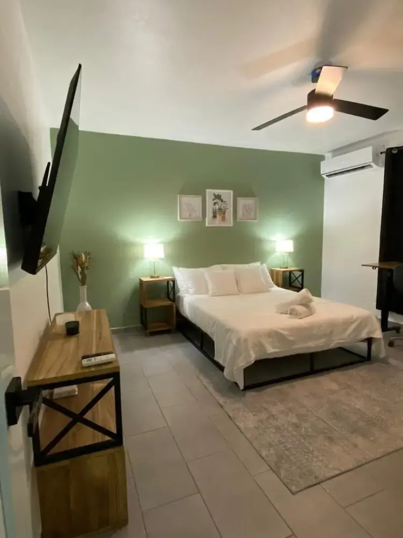 Sea Breeze Tunnel Hideaway 3