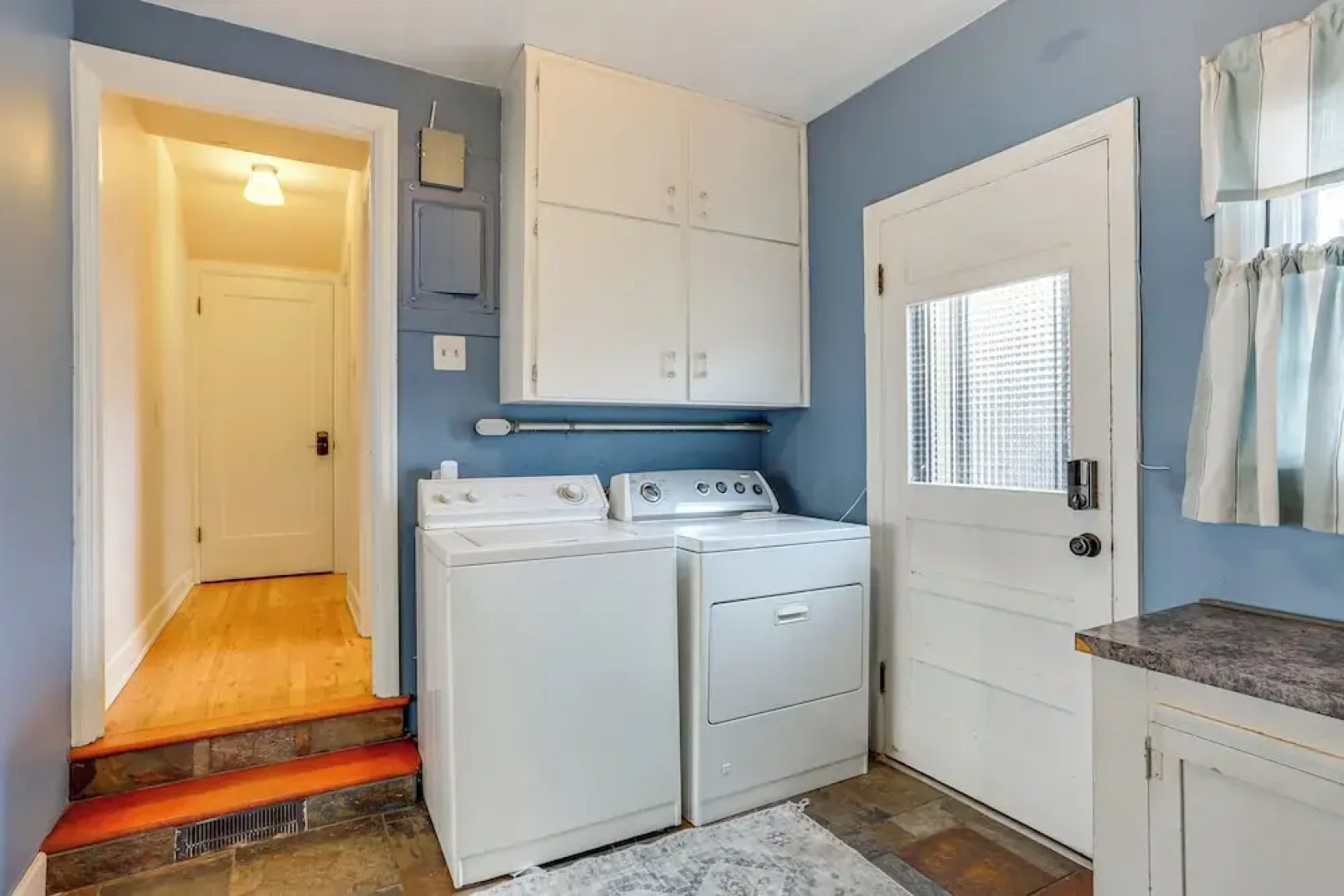 Half-mi to Unc: Historic Dtwn Greeley Home