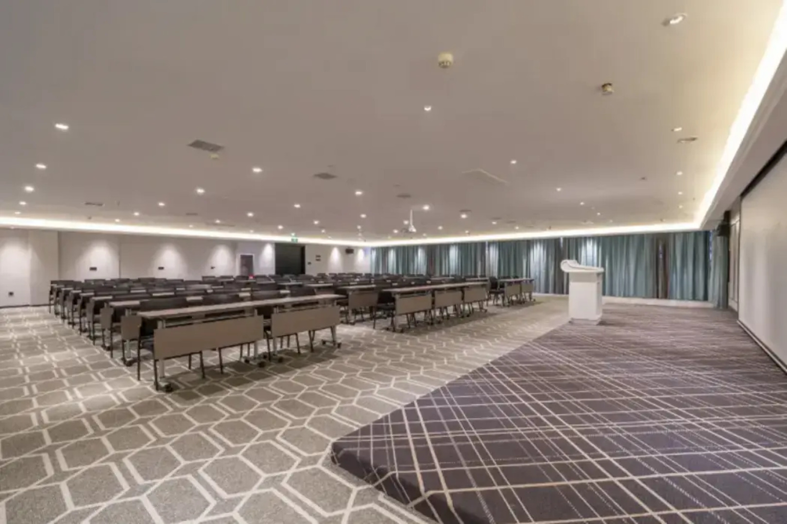 Xana Hotelle (Jinan Laiwu Changshao North Road)