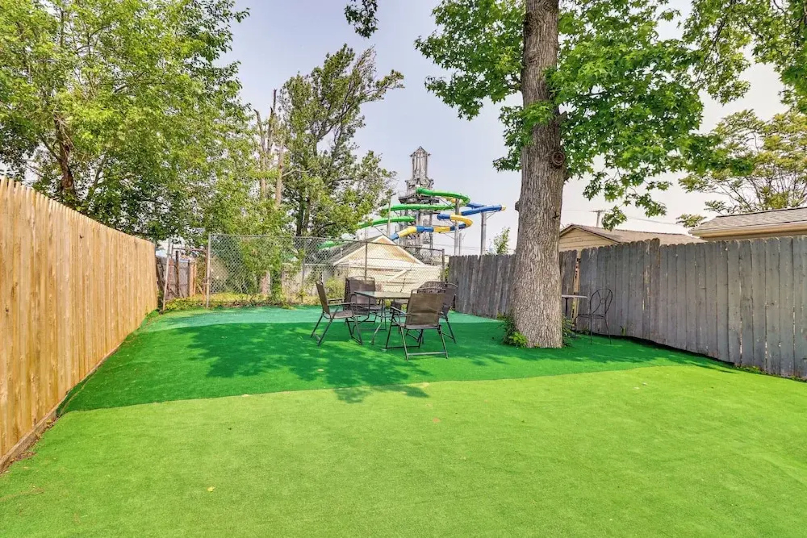 Cozy Keansburg Cottage: Walk to Beach & Boardwalk!