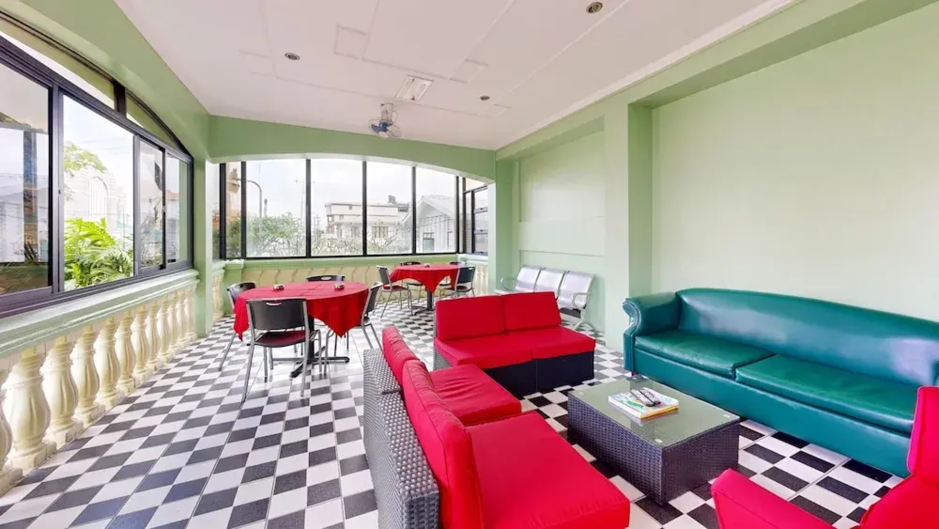 Regency Suites Hotel