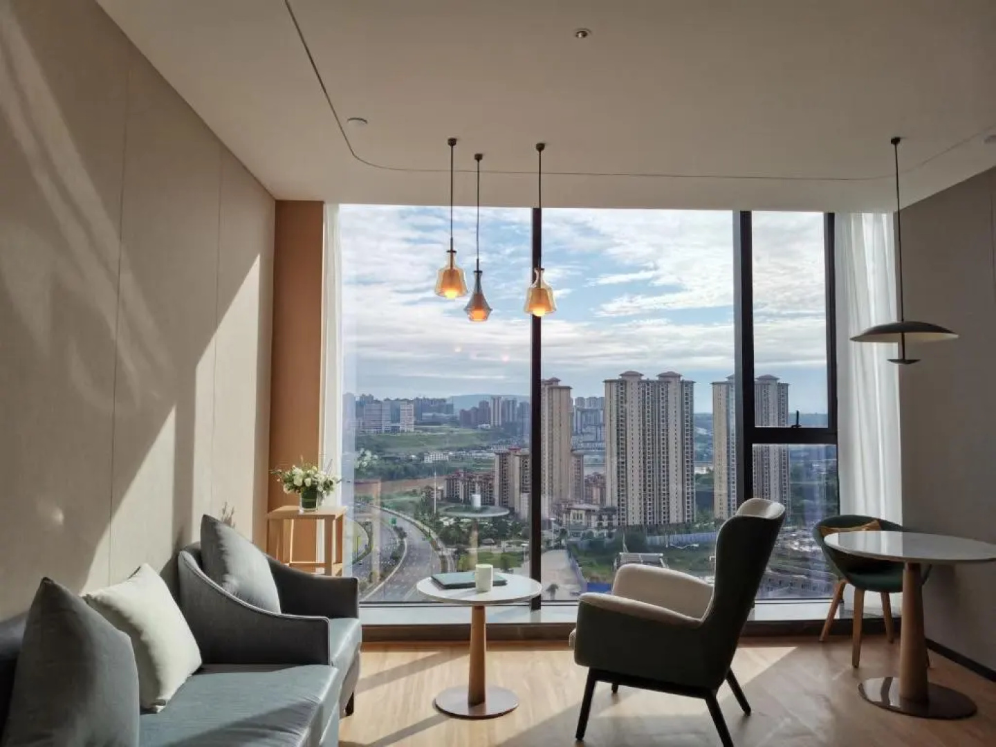 Holiday Inn Luzhou Longjian by IHG